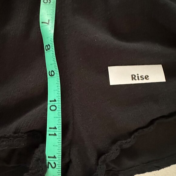 Abercrombie & Fitch Women’s Sz MP Jumper Shorts Black Crochet Detail Pockets - Picture 13 of 16